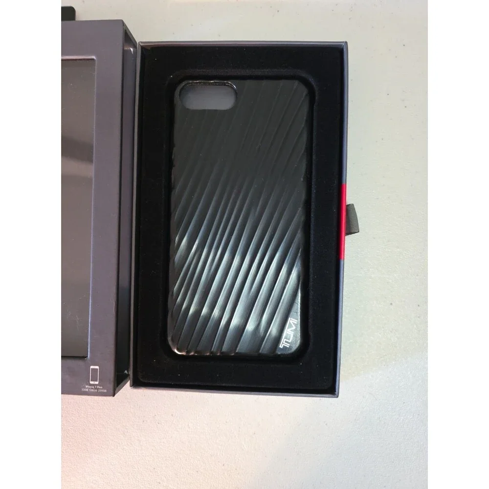 Tumi 19 Degree Case For iPhone 7 Plus Black